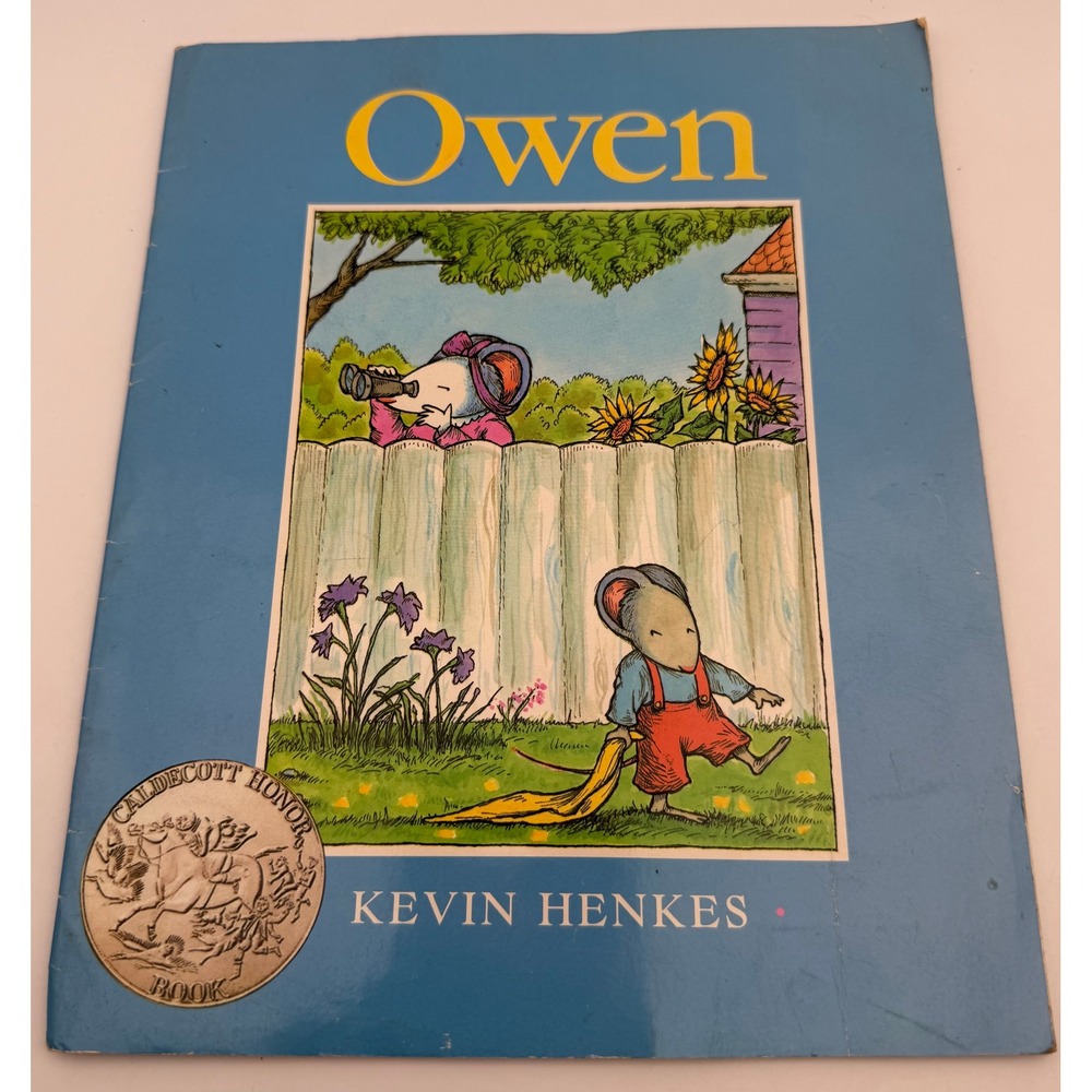 Owen by Kevin Henkes Caldecott Honor Softcover Childrens Book Troll Associates